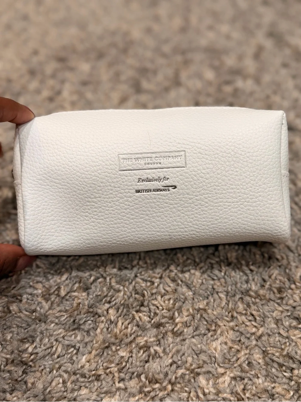 The White Company White Pebbled Leather Travel Pouch (unopened contents intact)